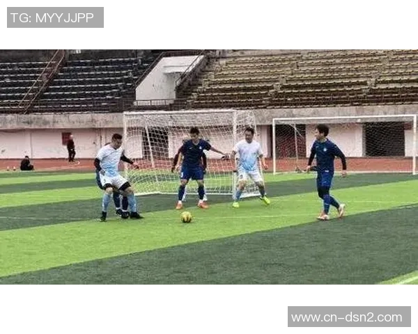 中国五人制足球国家队奋战国际赛场展现青春风采与团队精神