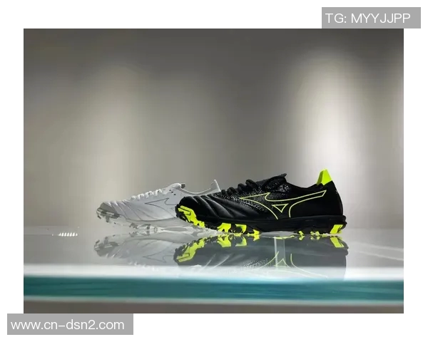 选择适合脚宽的足球鞋助你提升场上表现与舒适度